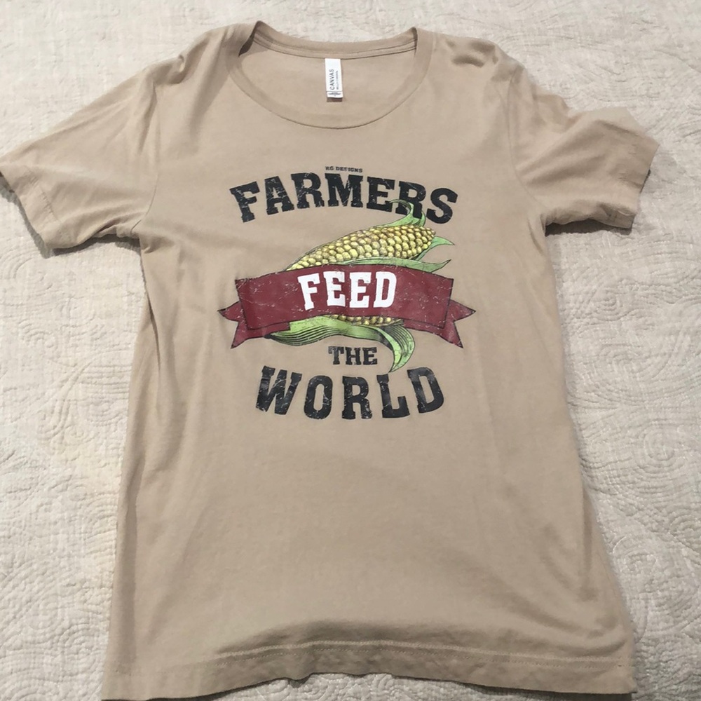Farmers Feed the World tee